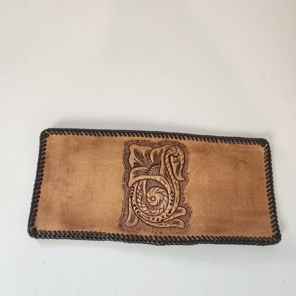 Vintage Tooled Brown Leather Wallet Mens Handmade 1970s Western Boho Cowboy 70s - Picture 2 of 6